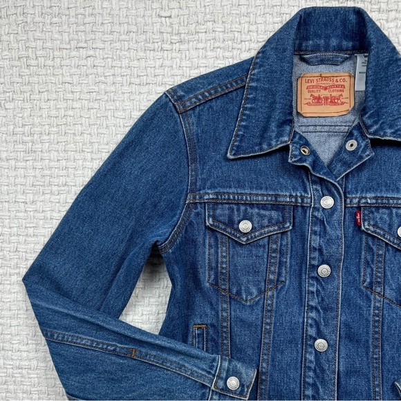 Y2K Levi’s Denim Jacket - Picture 3 of 7